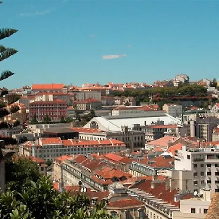 Apartment Stunning 3 Bedroom Apartment In Lisbon