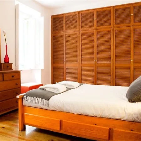 Apartment Stunning 3 Bedroom Apartment In Lisbon Lissabon